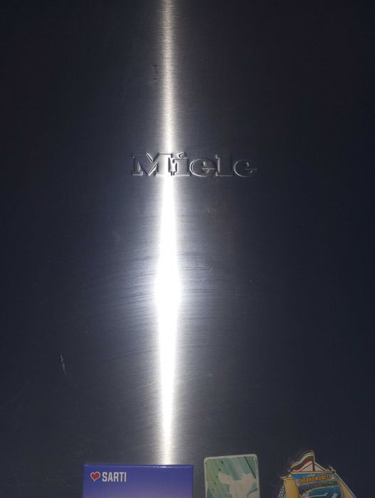 Хладилник Миеле инокс