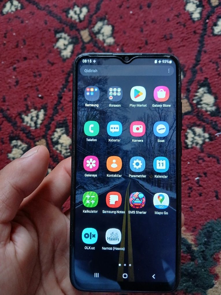 SAmsung telefon yaxshi sastayanasi radnoy