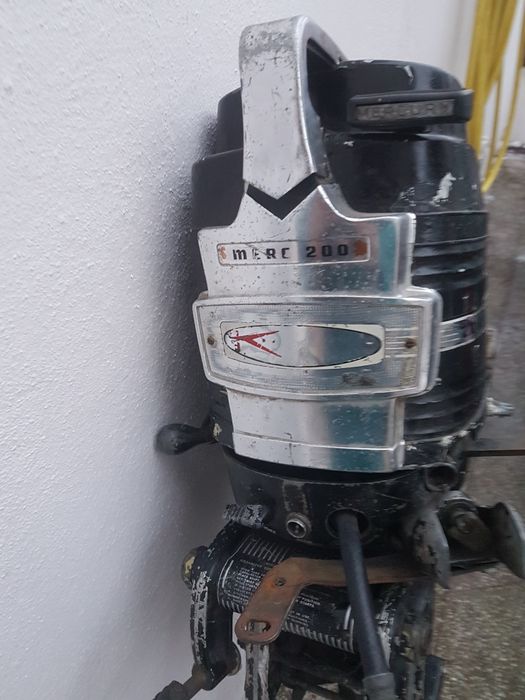 Vand motor barca Mercury
