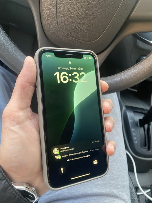 Iphone 11 64GB не вскрывался