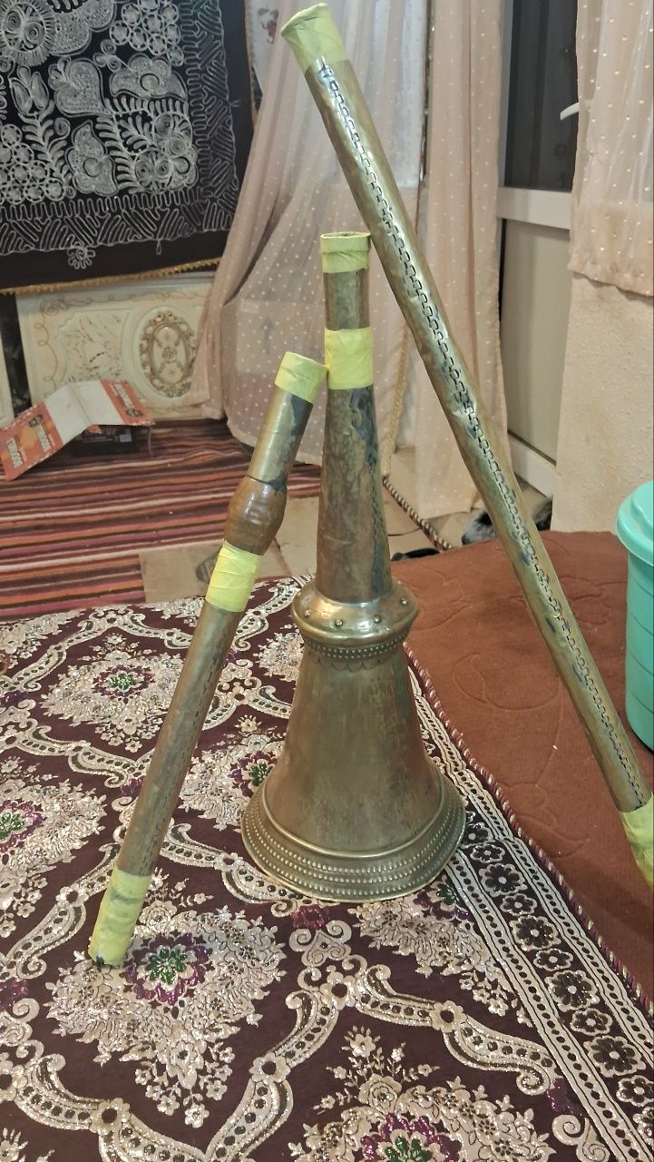 Dovul gitara rubob karnay kalonka