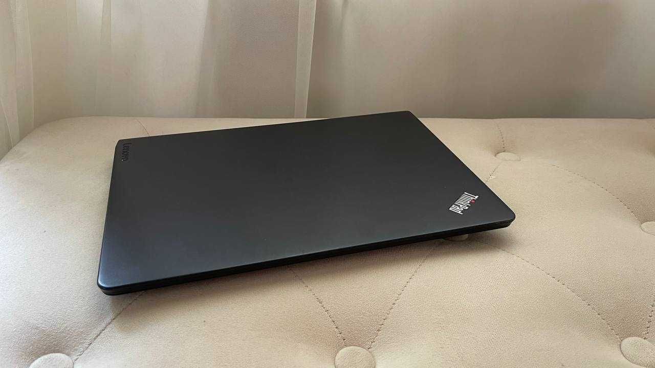 ноутбук LENOVO THINKPAD 13 13'' 6100U  core I3