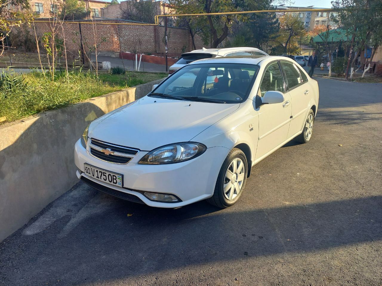 Lacetti 1.6 жентра килинган