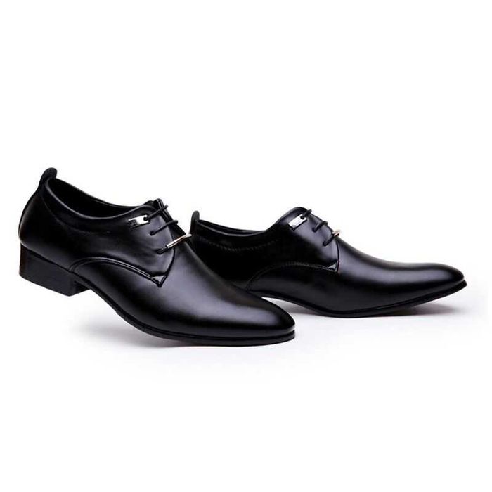 Pantofi negri 39-40 pentru ocazii deosebite