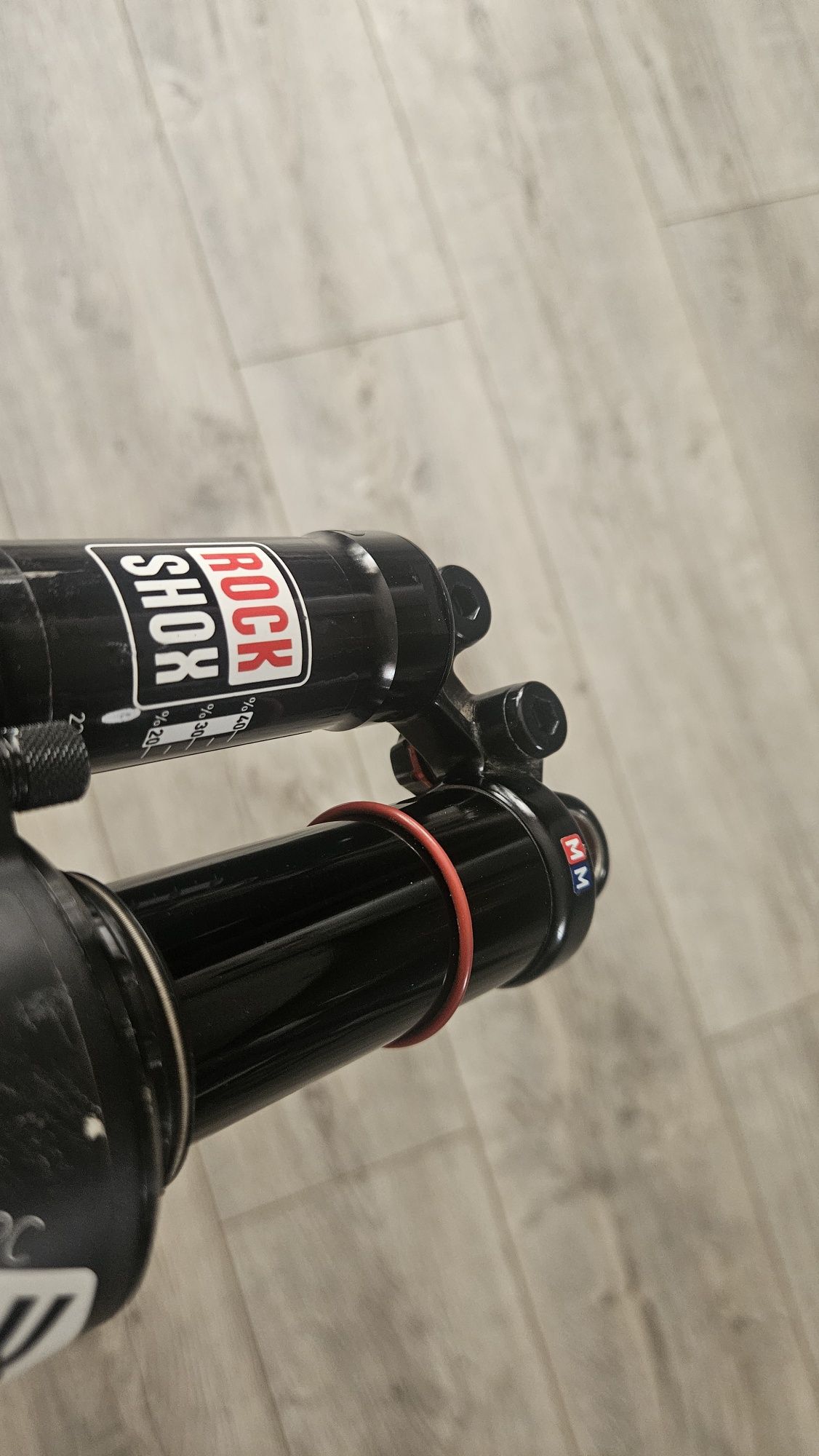 Rockshox Vivid air(222x70) Заден амортисьор, шок