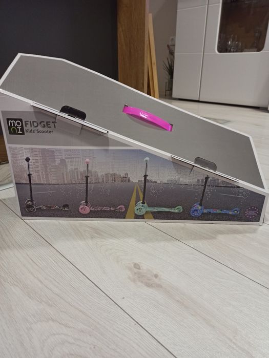 Детска тротинетка Moni