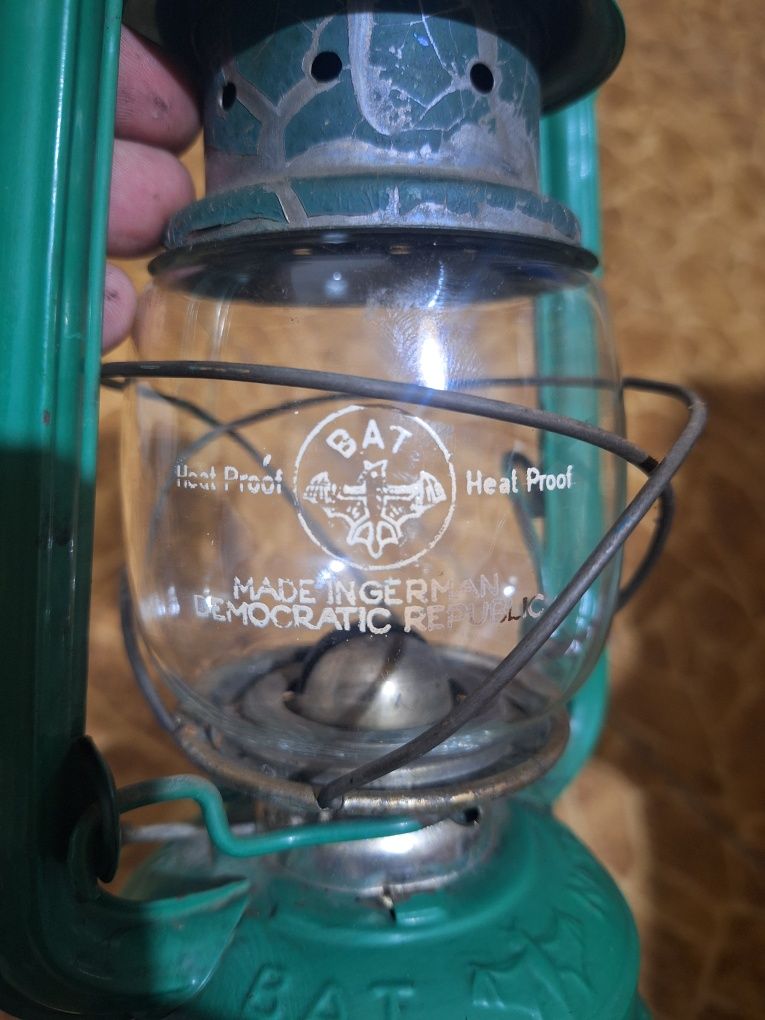 Стар газен фенер