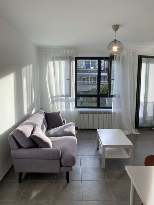 Дава се под наем Двустаен апартамент в София, Борово - 74 кв.м за 459 € - Снимка #1