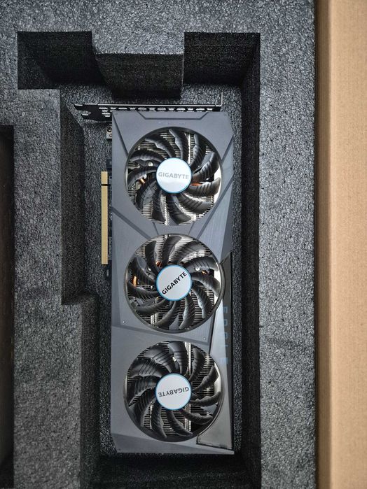 Placa Video RTX 3070 Gigabyte EAGLE OC 8GB