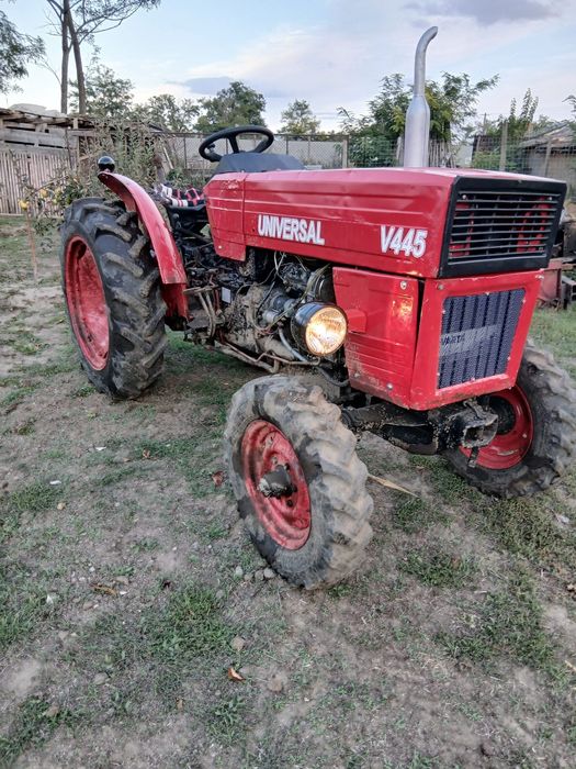 Tractor vr  445 viticol  v 445 vie  utb fiat 445