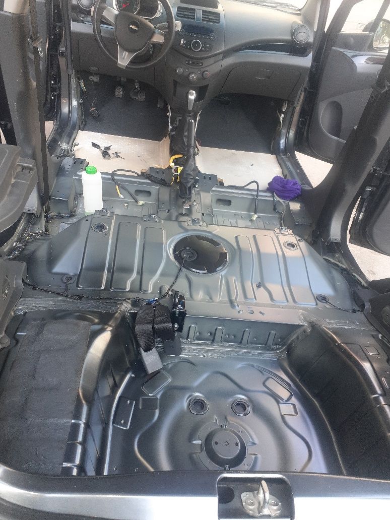 Химчистка  салона  авто  полировка  авто  кузова