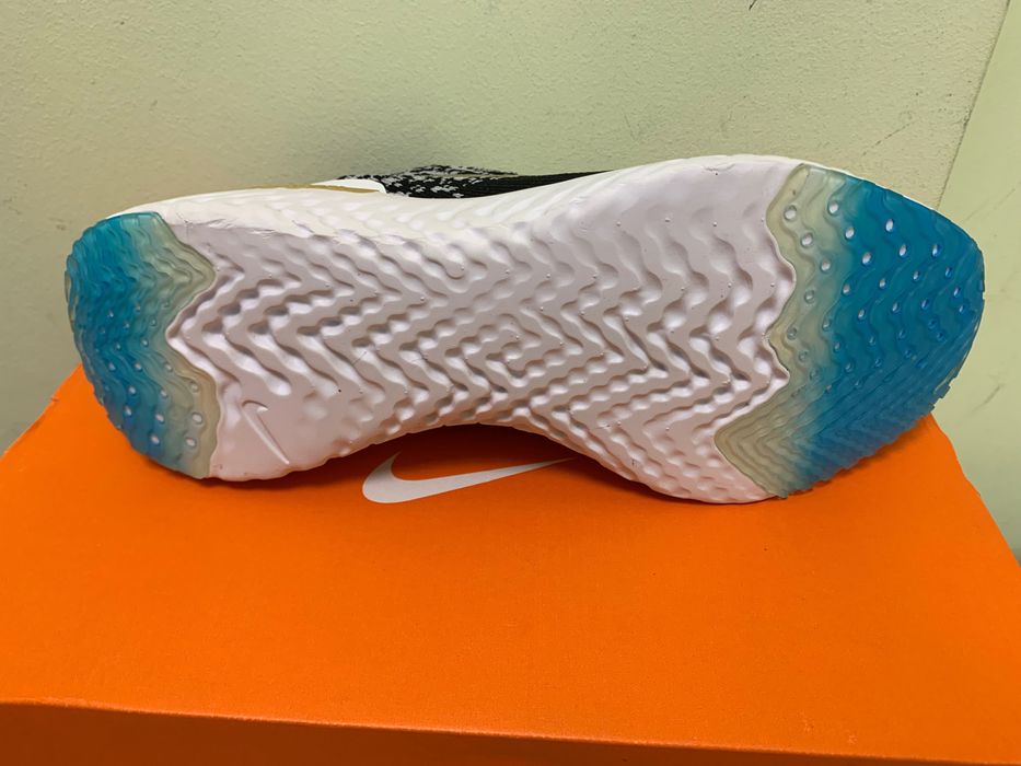 Мъжки маратонки Nike Epic React 41 номер нови с кутия