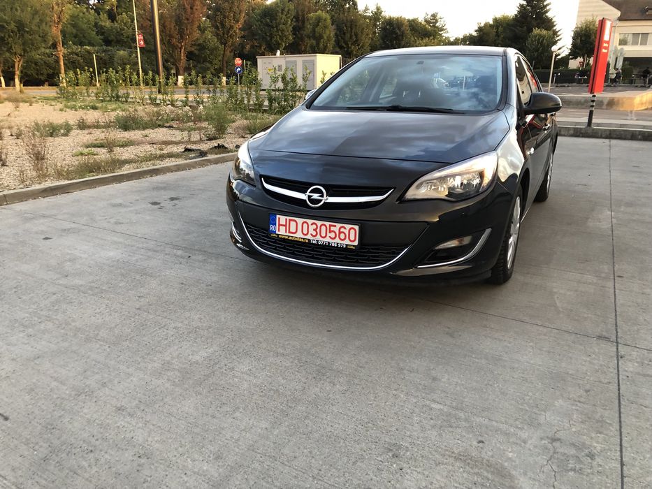 Opel Astra J 2013
