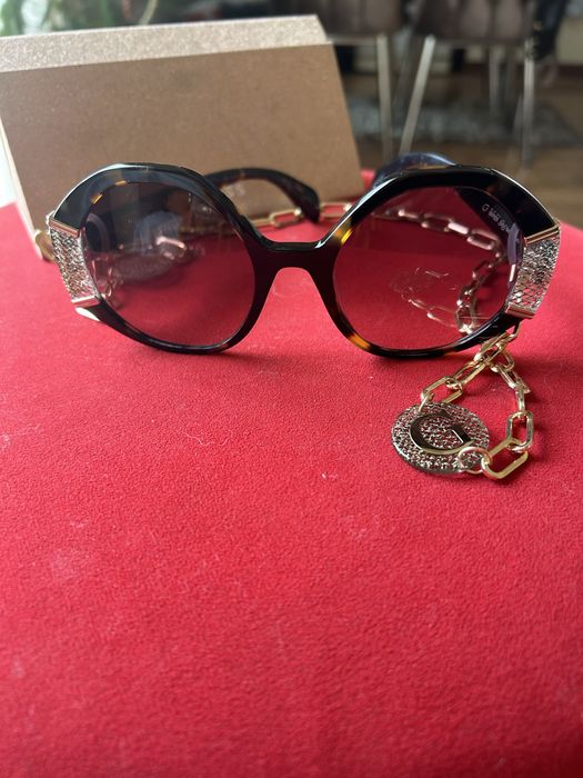 Оригинални слънчеви очила GUESS