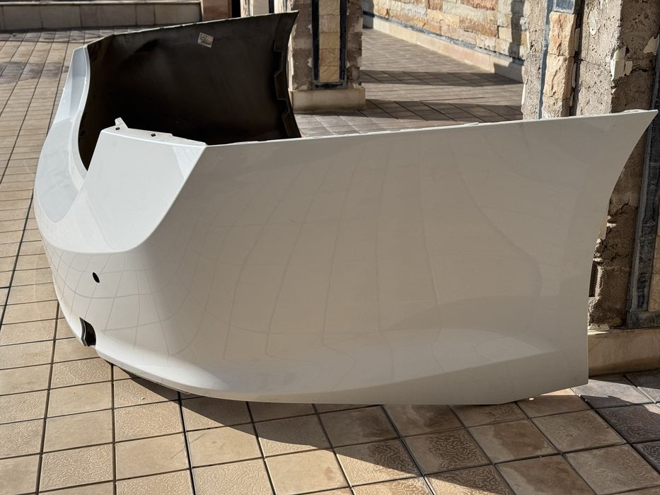 Малибу-2 бампер в хорошем состоянии