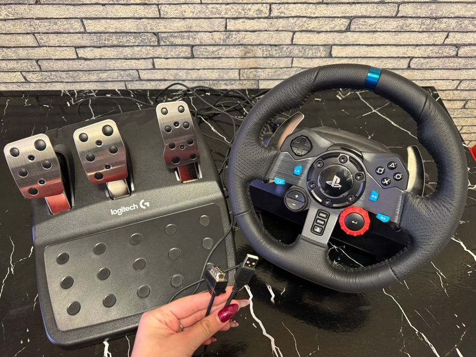 Volan Logitech g29
