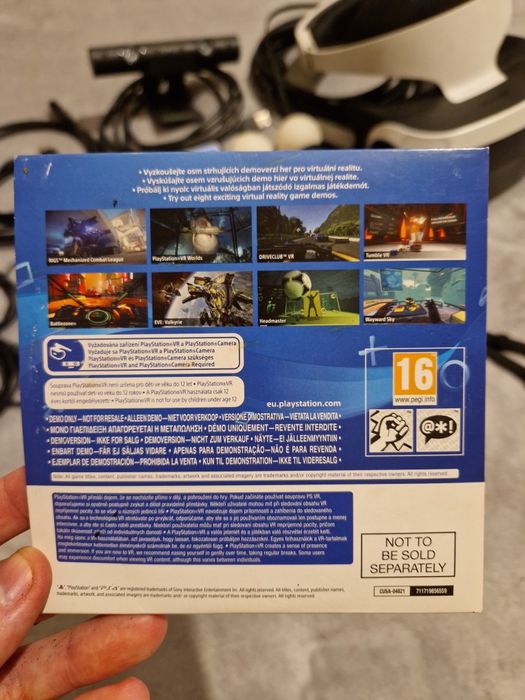 Playstation VR cu toate accesoriile și CD jocuri