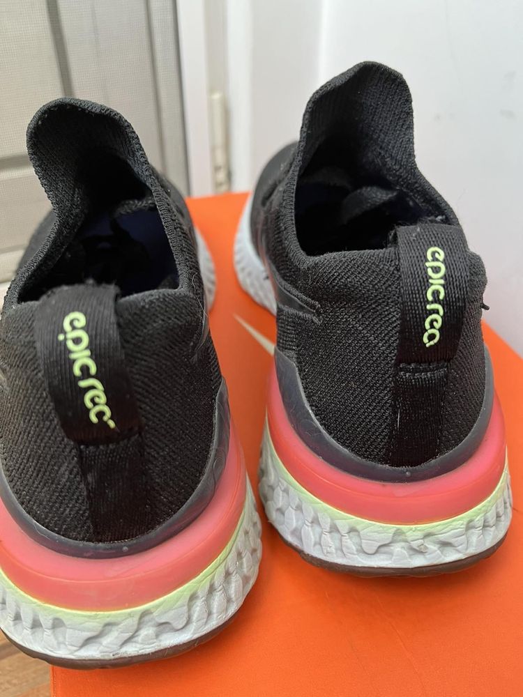 Nike React Flayknit