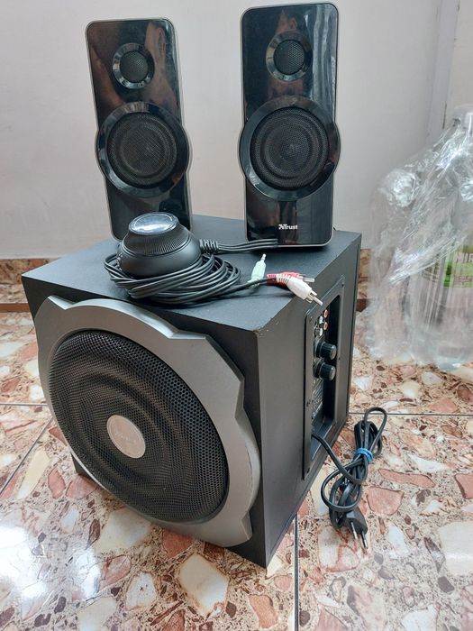 Boxe 2.1 Trust Tytan 60W RMS