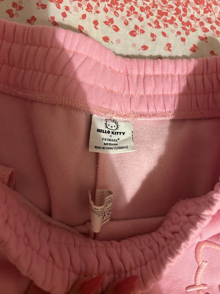 Комплект на Hello Kitty