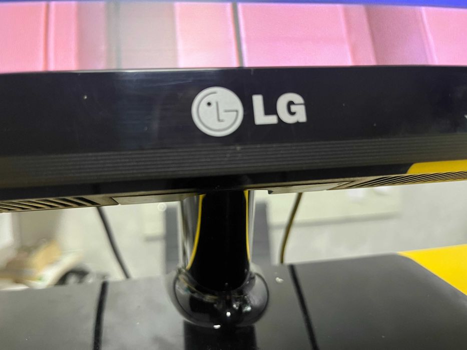 LED tv LG 22" 22LS5400