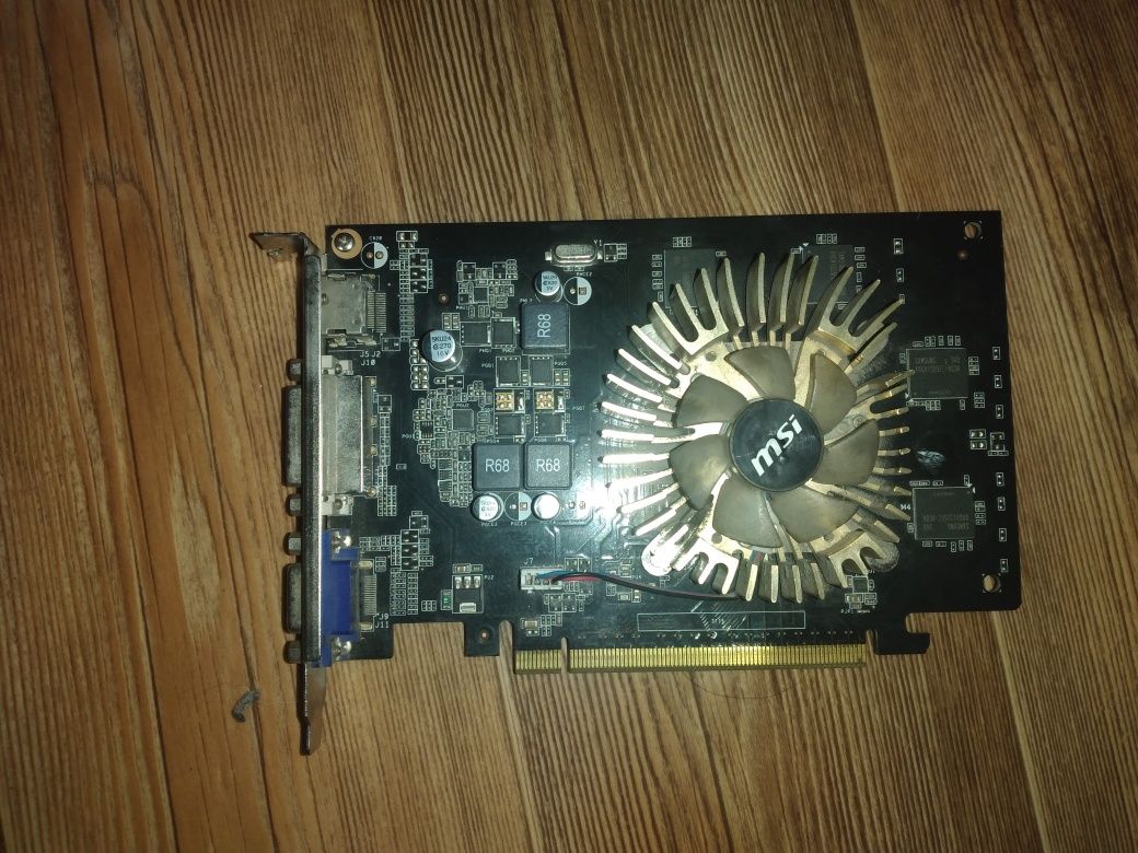 Видеокарта gt740 2gb gd5
