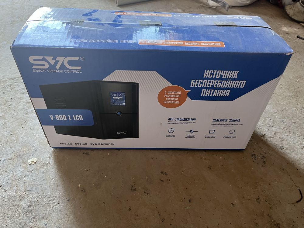 Стабилизатор напряжения SVC V800 L LCD