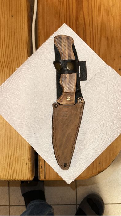 Охотничий нож с ножным