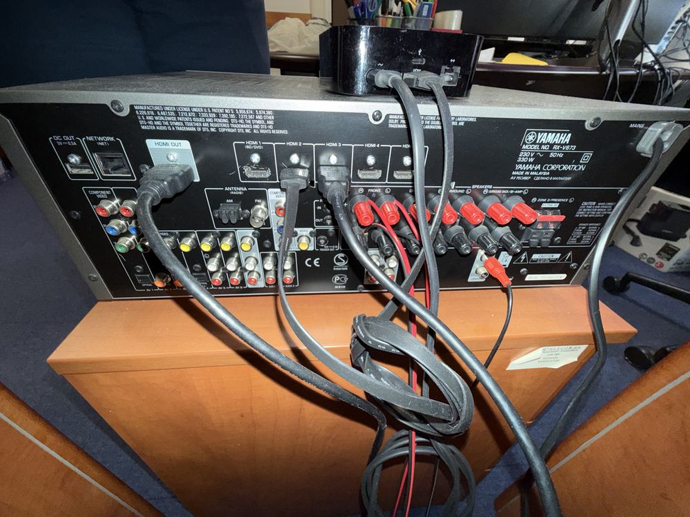 Reciever AV Yamaha RX-V673