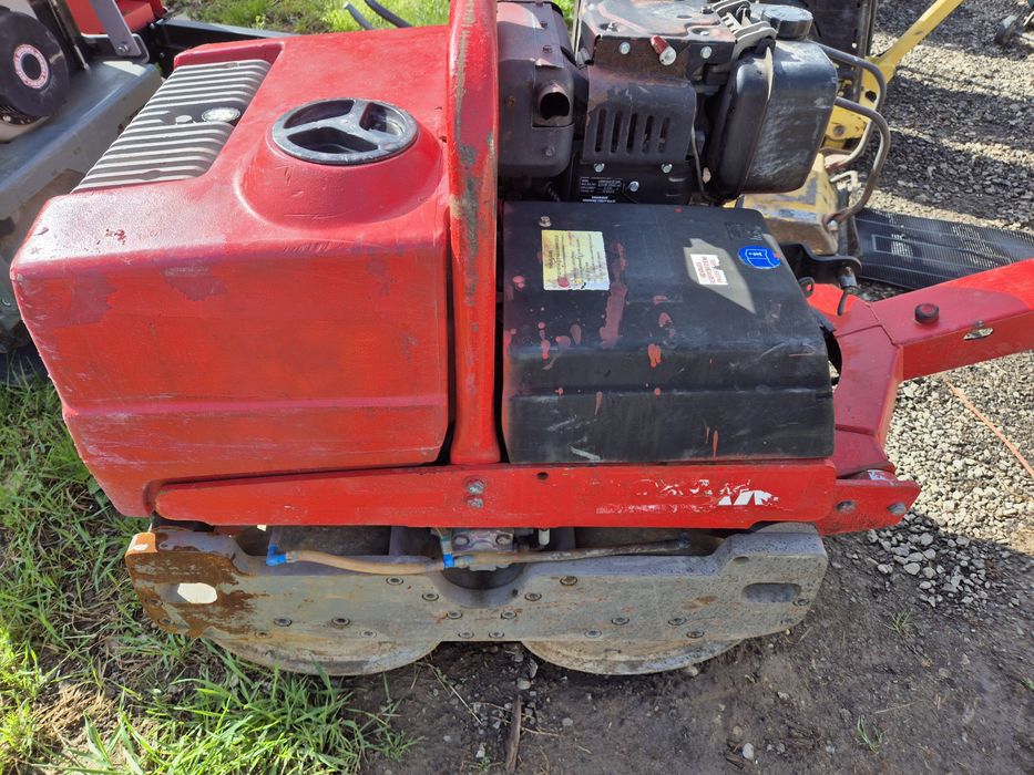 Vand sau inchiriez Cilindru compactor ammann