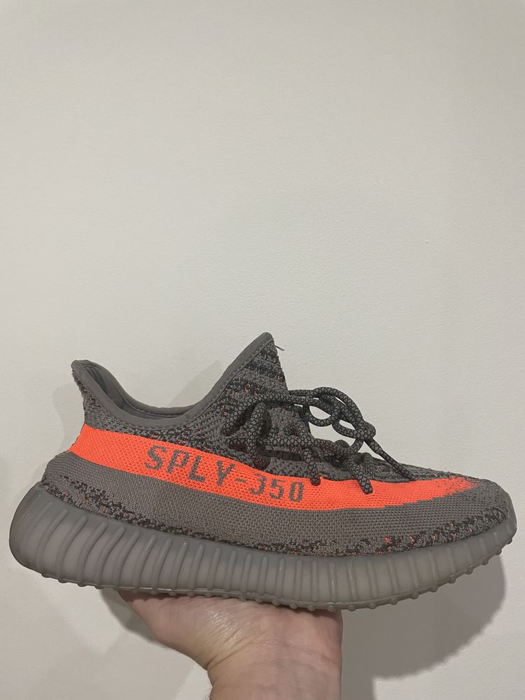 Yeezy 350 V2 Beluga