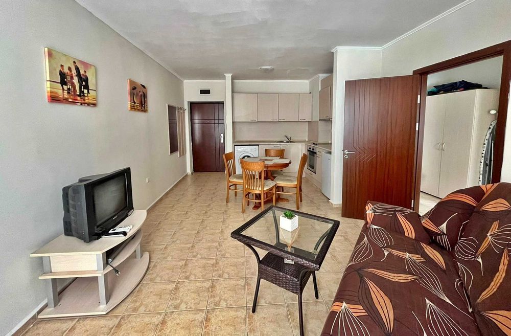 Продава се Тристаен апартамент в с. Равда, Област Бургас - 78 кв.м за 1090 €/кв.м - Снимка #2