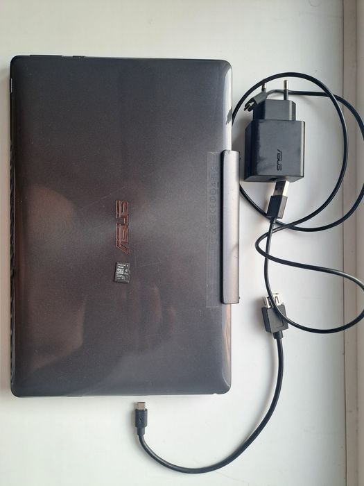 Сенсорный ноутбук asus