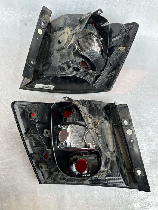 Stopuri stânga dreapta skoda fabua 3.6v.break.6v9945096.6v9945005.