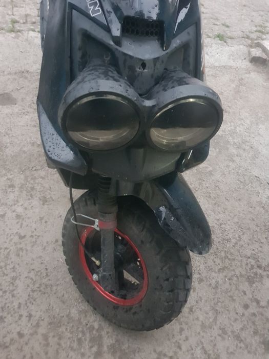 Мопед бумер на активном ходу