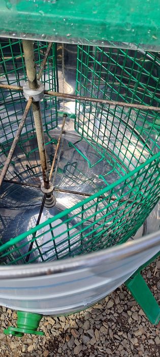 Storcător pentru miere