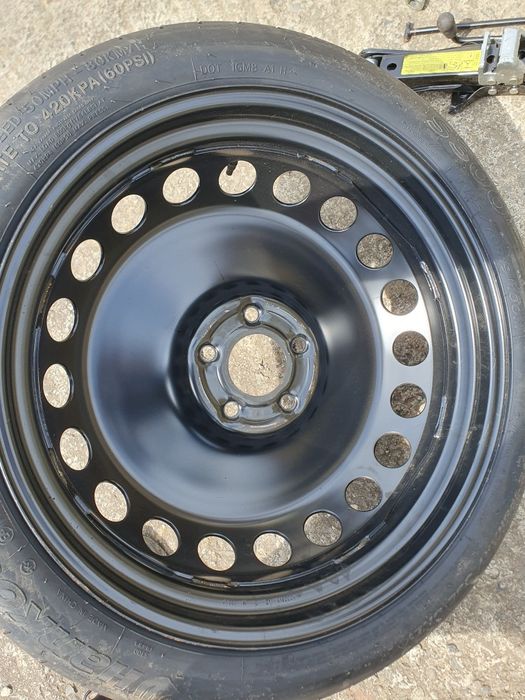 Rezerva audi a4 b8 slim originala + cric si cheie de roti originale
