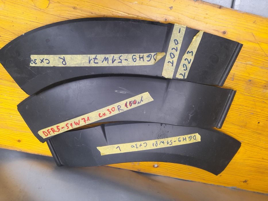 Лайсна калник броня мазда сх 30 Mazda CX30