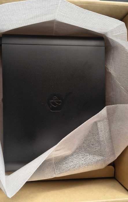 BeeStation 4TB NAS устройство за съхранение. Персонален Облак Synology