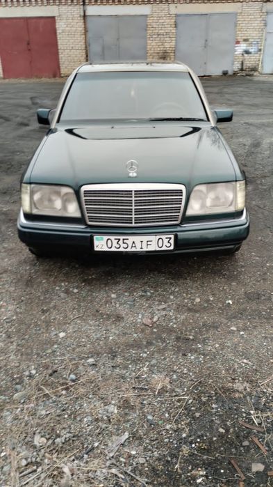 Продам 124 мерс.