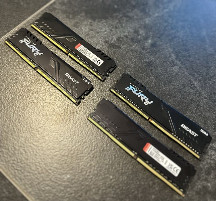 RAM DDR4 8 GB / 16 GB / 32 GB 3200mhz