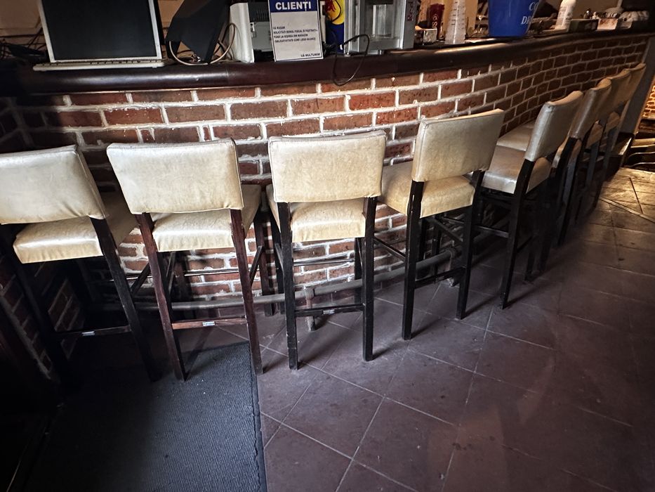 Scaune bar