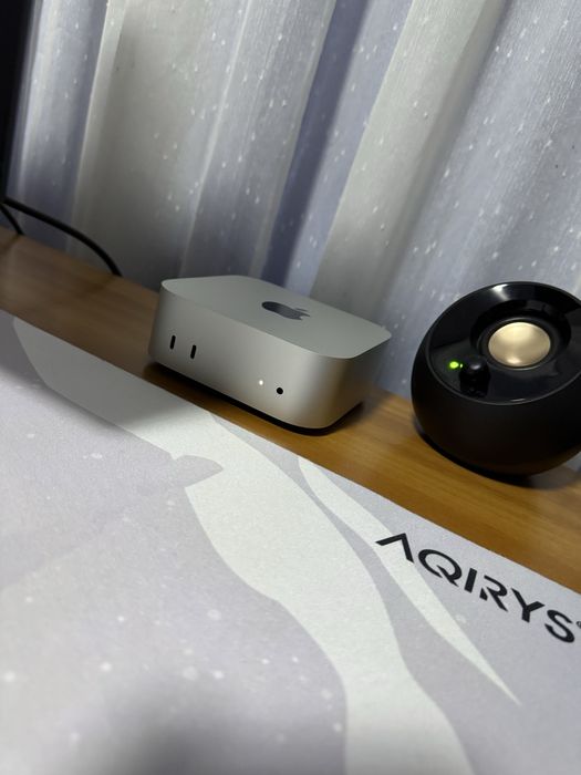 Vand Mac Mini M4 garantie 2 ani