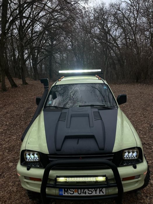 Mitubishi L200 off-road