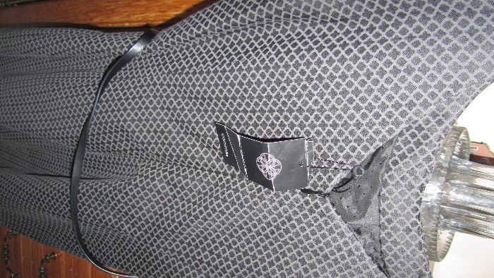 Продавам чисто нова рокля