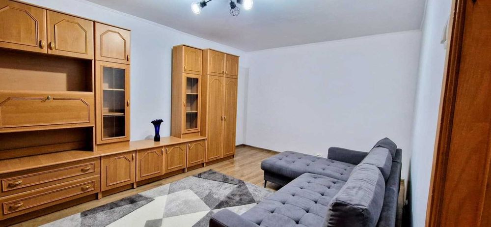 Închiriez apartament 2 camere – Ansamblul Buzaului / Școala Nr. 2