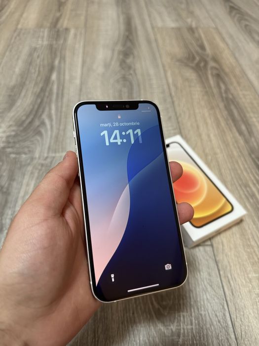 Vand iPhone 12 - 64 GB - Excelent