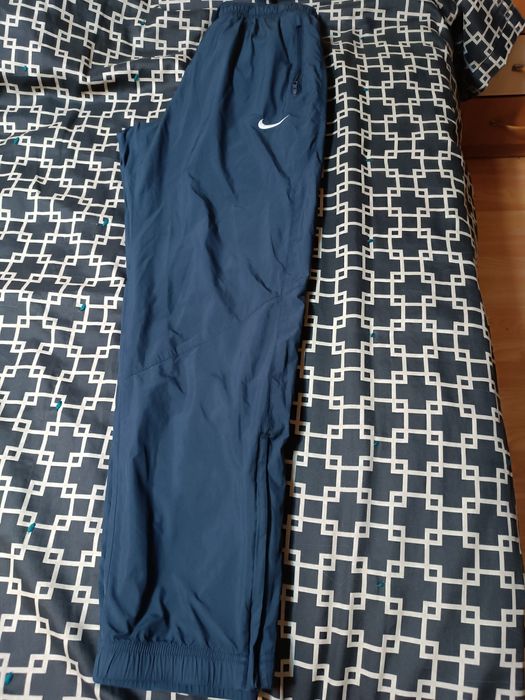 Pantaloni trening Nike fis mărimea S.