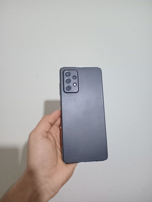 Samsung a72  xotira 8/256