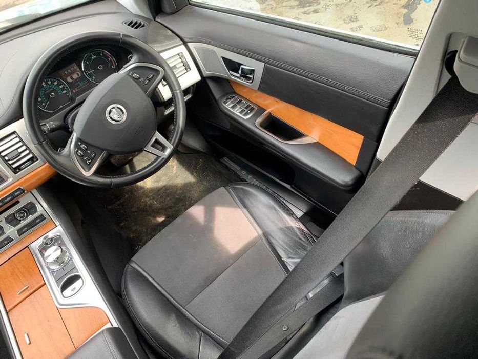 Dezmembrez jaguar XF FACELIFT 2012+/Motor 2.2/COD 224 DT/bara fata xf